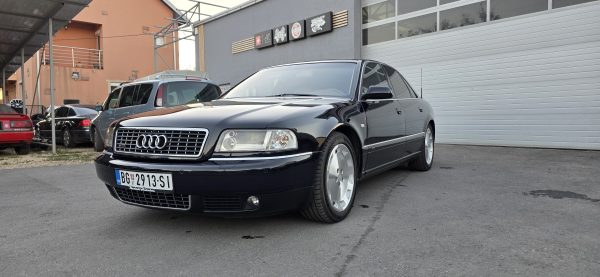 Audi A8 D2 6.0 W12