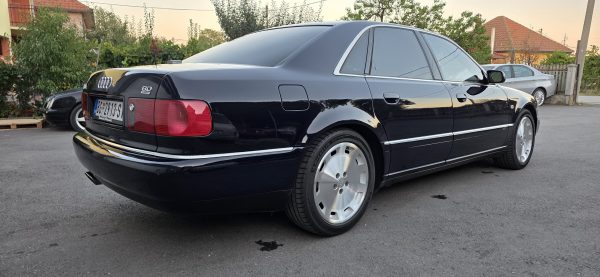 Audi A8 D2 6.0 W12 - Slika 3