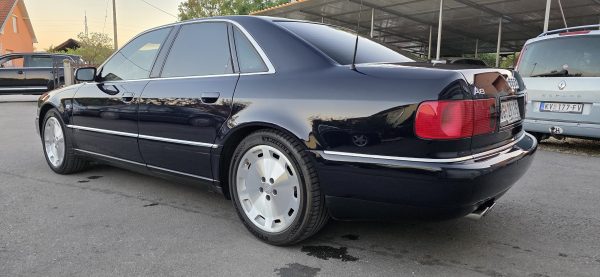 Audi A8 D2 6.0 W12 - Slika 7