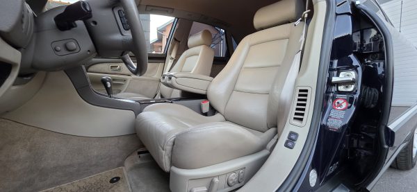 Audi A8 D2 6.0 W12 - Slika 17