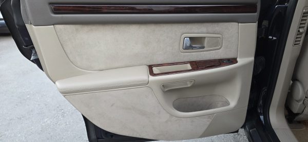 Audi A8 D2 6.0 W12 - Slika 19