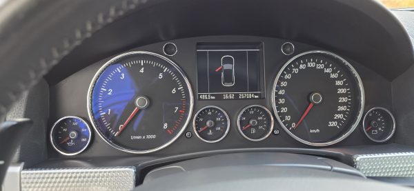 Volkswagen Touareg W12 6.0   1/500 - Slika 22