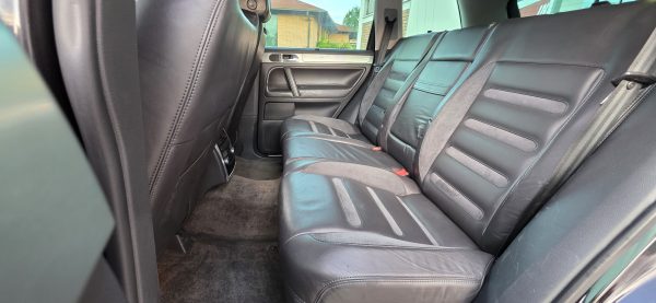 Volkswagen Touareg W12 6.0   1/500 - Slika 37