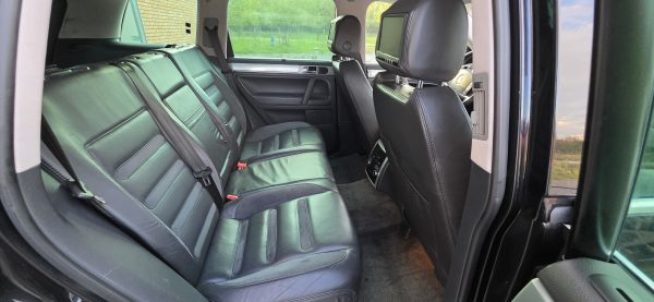 Volkswagen Touareg W12 6.0   1/500 - Slika 38