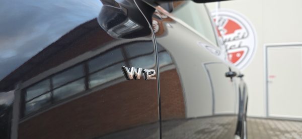 Volkswagen Touareg W12 6.0   1/500 - Slika 10
