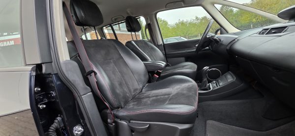 Renault Grand Espace IV 2.0 dci - Slika 23