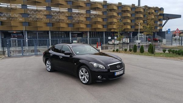 Infiniti M30 ds