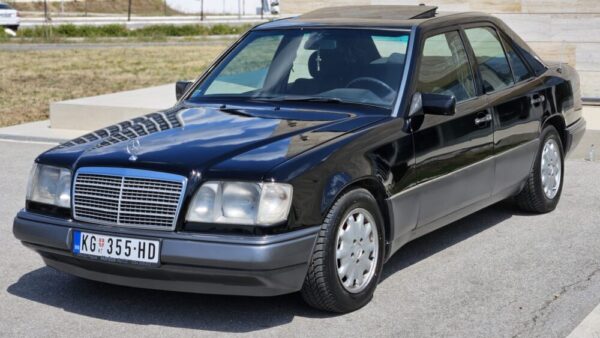 Mercedes Benz W124 E klasa