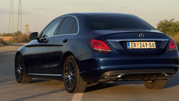 Mercedes Benz W205 C200 Manufaktur 9G