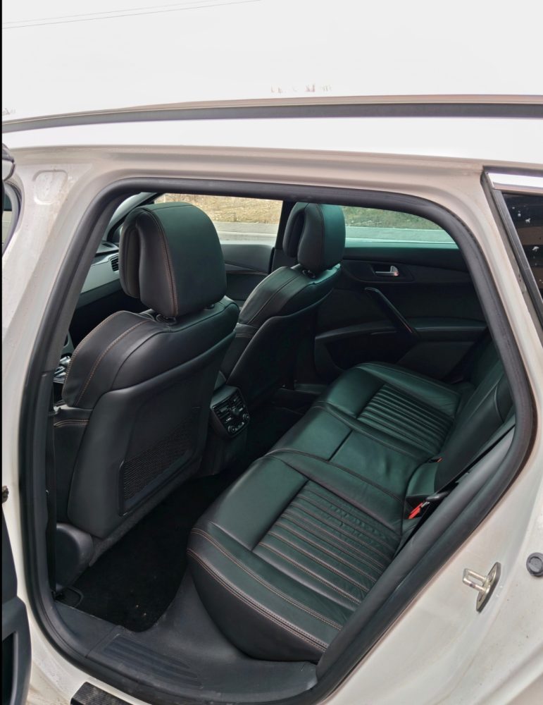 Peugeot 508 RXH Hybrid4 - Slika 12