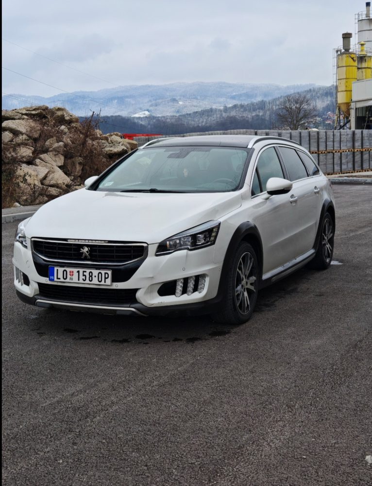 Peugeot 508 RXH Hybrid4 - Slika 4