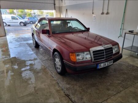 Mercedes Benz W124 Coupe 230 CE